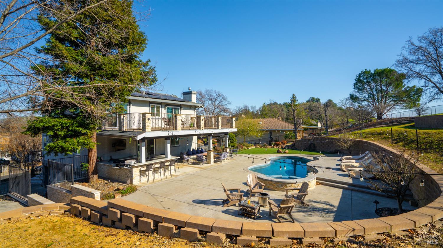 Detail Gallery Image 65 of 98 For 220 Hidden Valley Ln, Vacaville,  CA 95688 - 3 Beds | 2/1 Baths