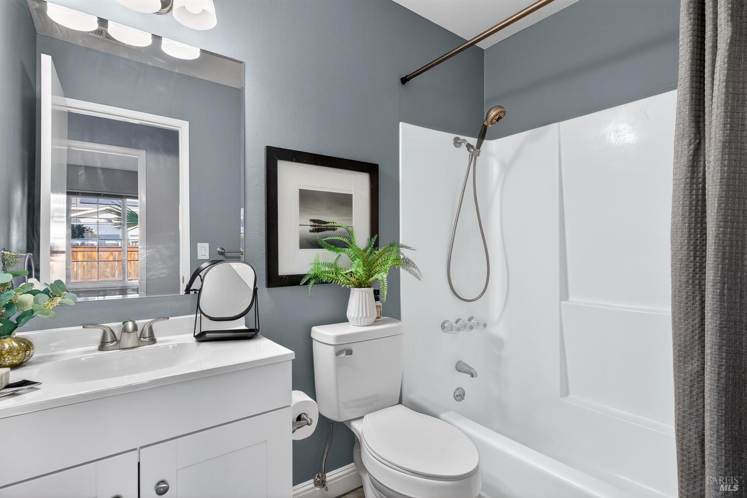 Detail Gallery Image 34 of 70 For 432 Chelsea Way, Fairfield,  CA 94533 - 4 Beds | 2 Baths