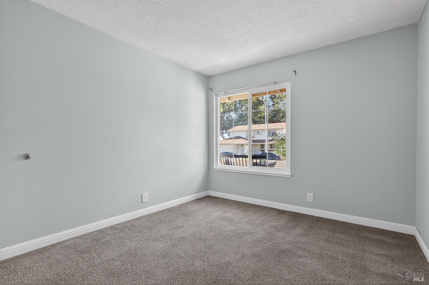 Detail Gallery Image 40 of 70 For 432 Chelsea Way, Fairfield,  CA 94533 - 4 Beds | 2 Baths