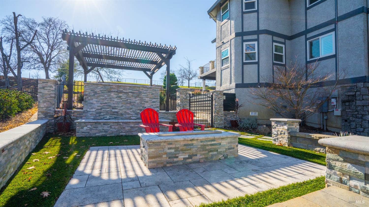 Detail Gallery Image 77 of 98 For 220 Hidden Valley Ln, Vacaville,  CA 95688 - 3 Beds | 2/1 Baths