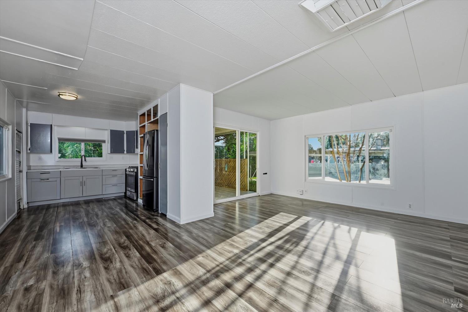 Detail Gallery Image 10 of 21 For 105 Paseo Palencia Unkn, Sonoma,  CA 95476 - 2 Beds | 1 Baths