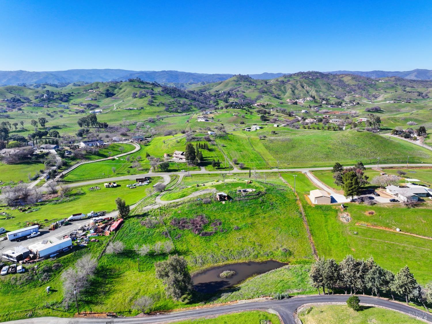 Detail Gallery Image 5 of 83 For 7668 English Hills Rd, Vacaville,  CA 95688 - – Beds | – Baths