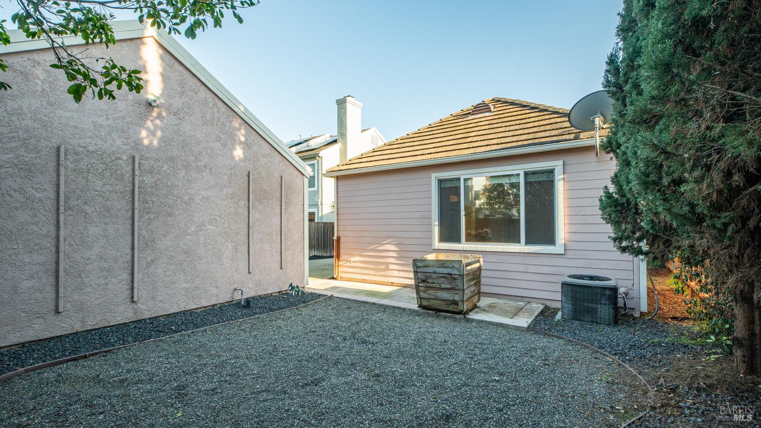 Detail Gallery Image 34 of 35 For 5257 Venus Dr, Fairfield,  CA 94534 - 3 Beds | 2 Baths