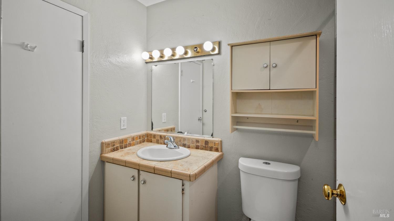 Detail Gallery Image 12 of 16 For 300 Stony Point Rd #126,  Santa Rosa,  CA 95401 - 2 Beds | 1 Baths