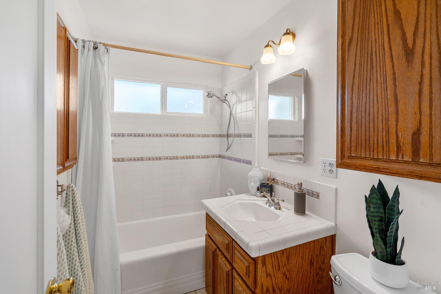 Detail Gallery Image 28 of 51 For 1179 Oakwood Ave, Vallejo,  CA 94591 - 2 Beds | 2 Baths