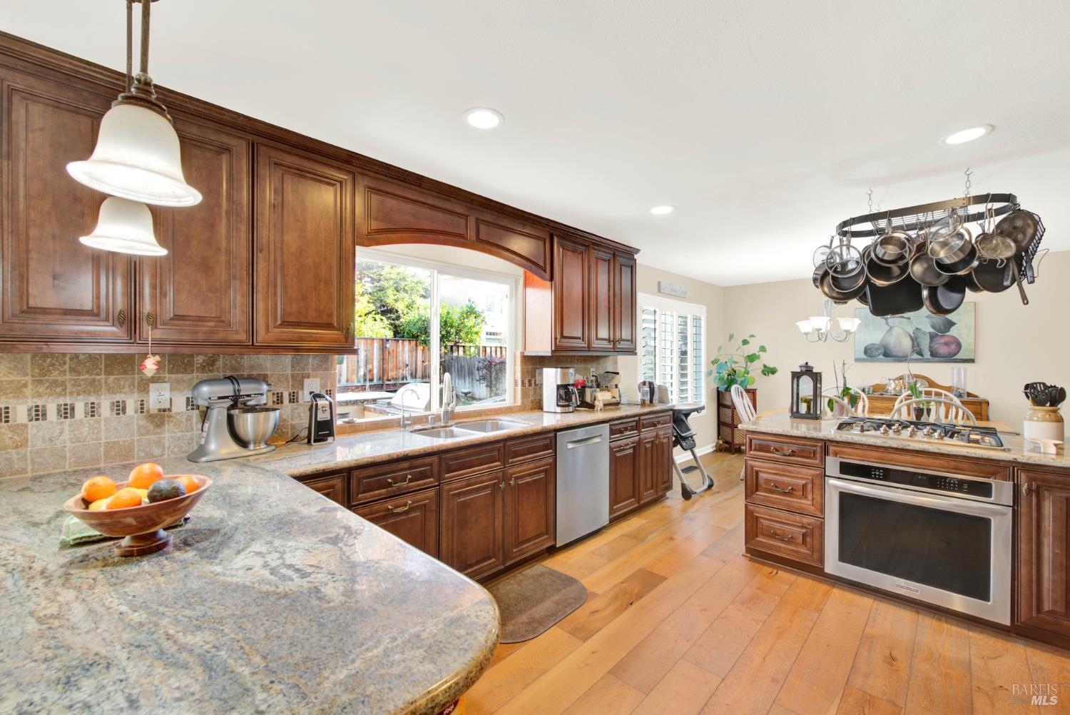 Detail Gallery Image 24 of 99 For 480 La Canada Ct, Morgan Hill,  CA 95037 - 5 Beds | 3/1 Baths