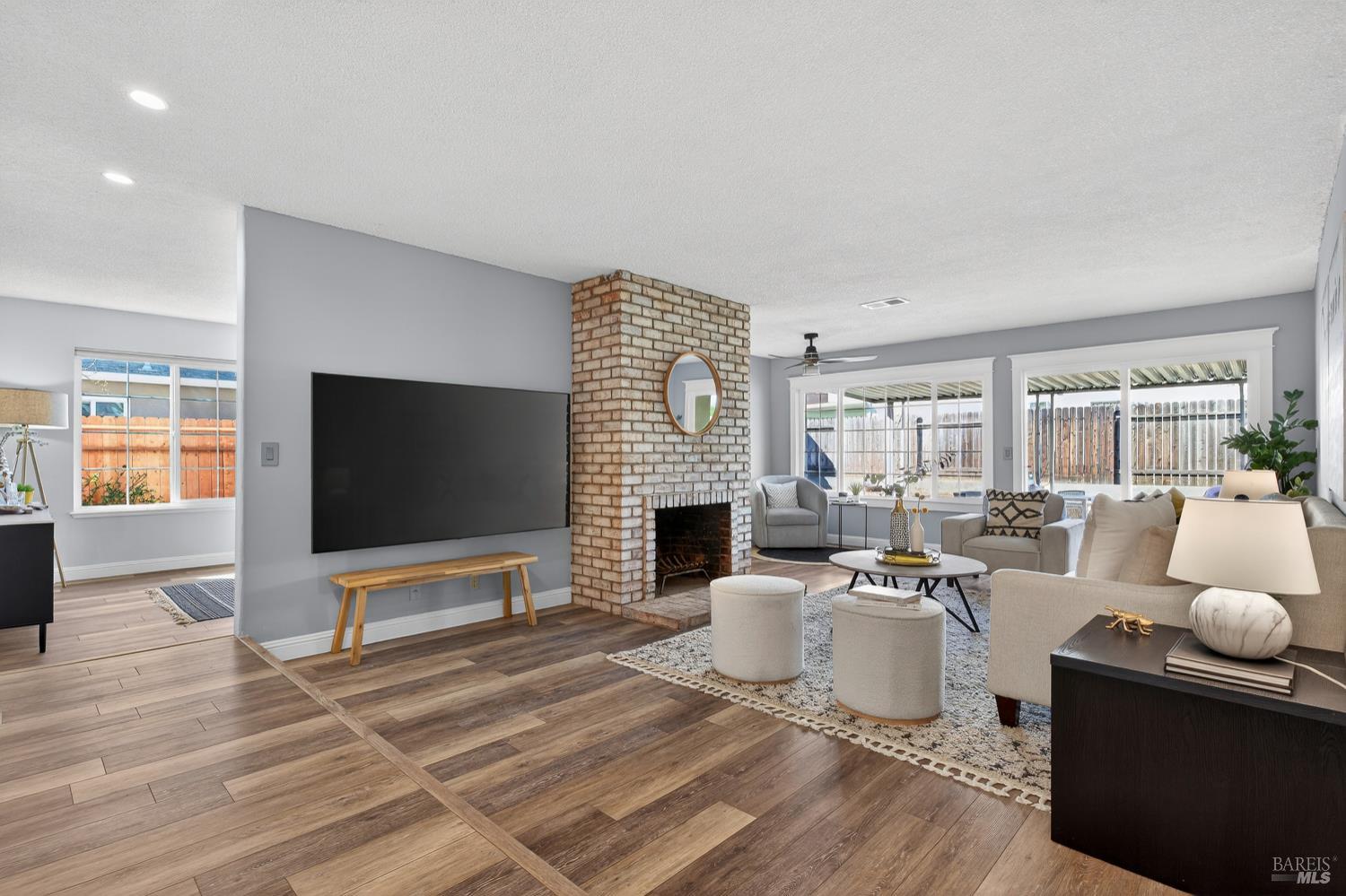 Detail Gallery Image 3 of 70 For 432 Chelsea Way, Fairfield,  CA 94533 - 4 Beds | 2 Baths