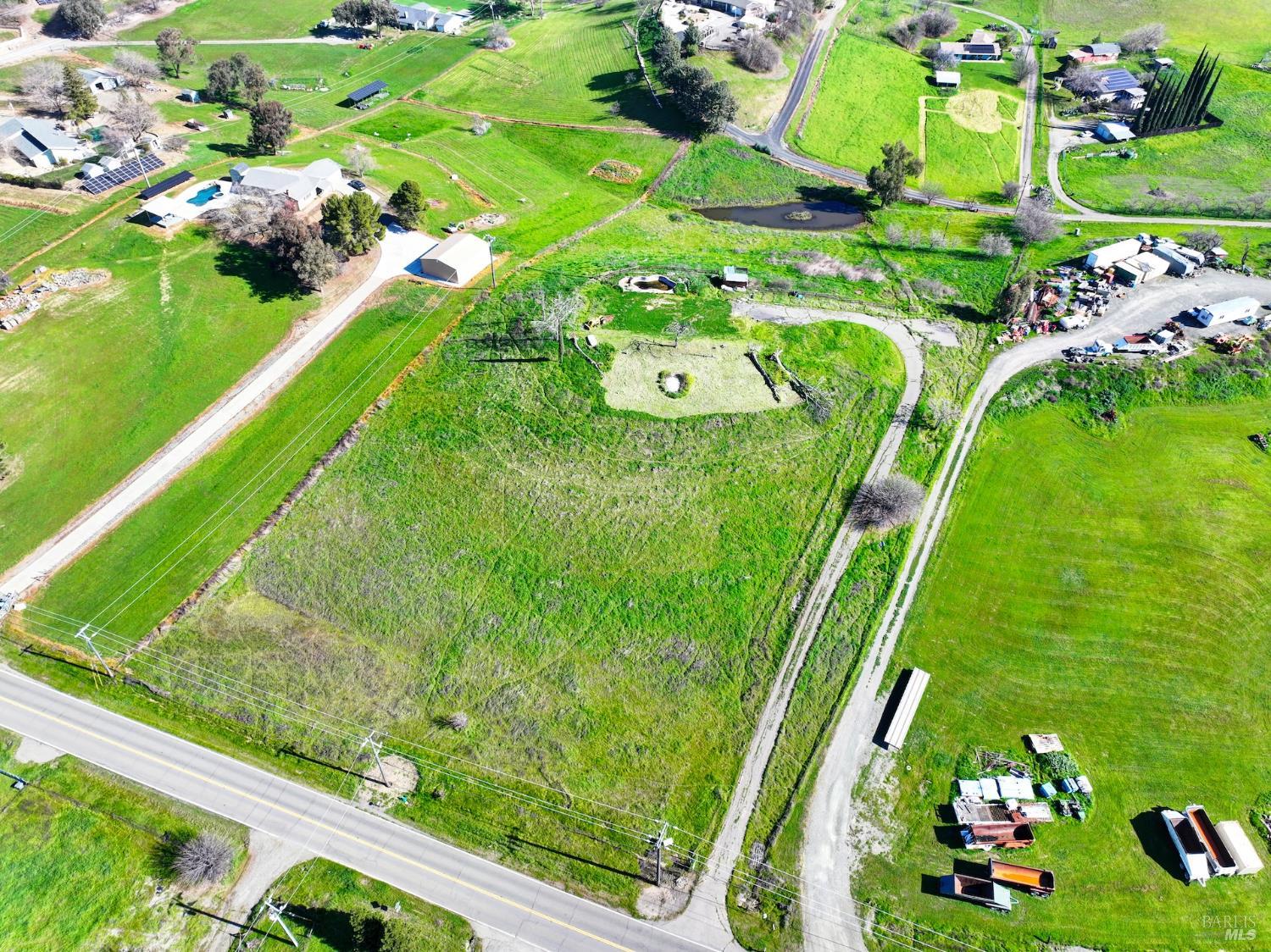 Detail Gallery Image 17 of 83 For 7668 English Hills Rd, Vacaville,  CA 95688 - – Beds | – Baths