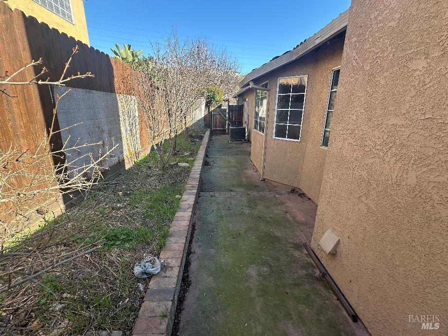 Detail Gallery Image 21 of 21 For 2163 Garnet Cir, Vallejo,  CA 94591 - 4 Beds | 2 Baths