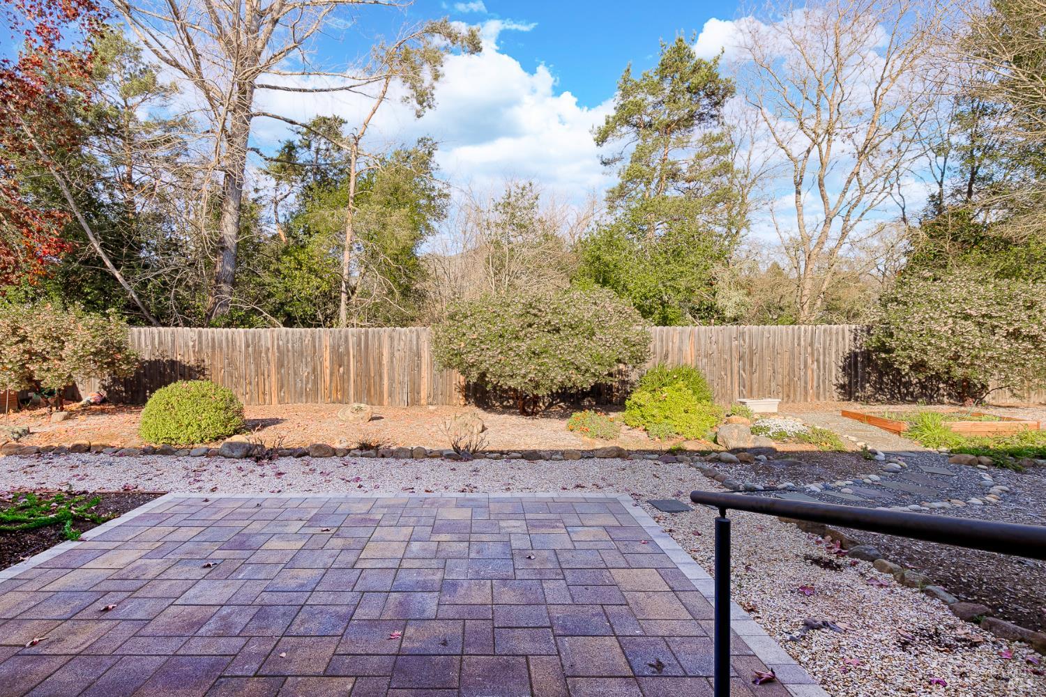 Detail Gallery Image 32 of 41 For 8902 Oak Trail Dr, Santa Rosa,  CA 95409 - 3 Beds | 2 Baths