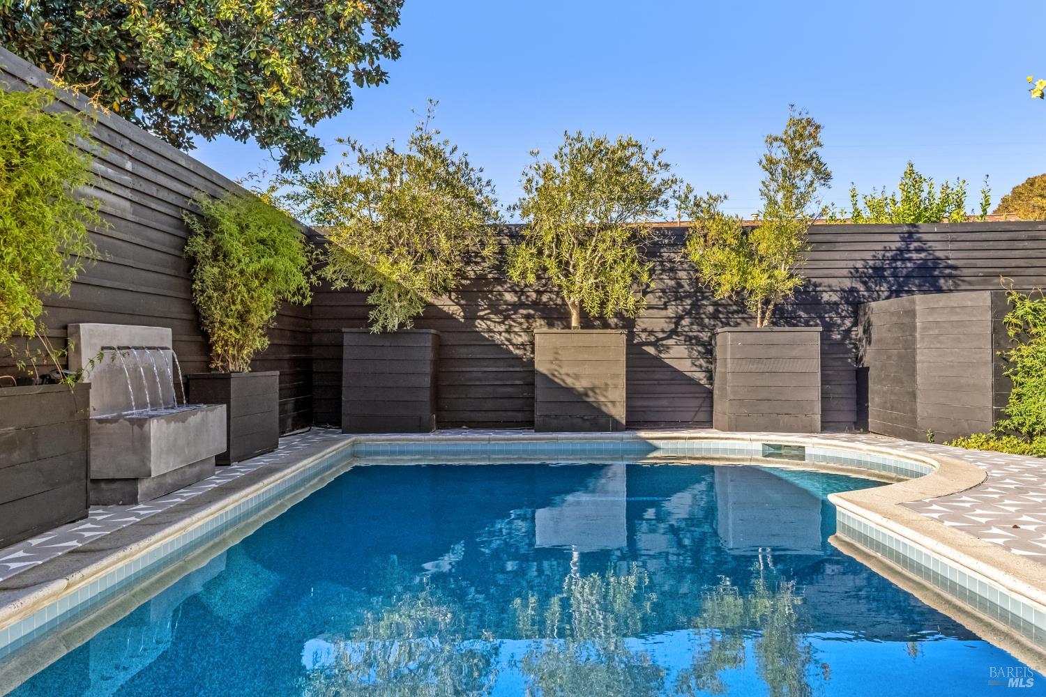 Detail Gallery Image 30 of 40 For 775 Boyes Blvd, Sonoma,  CA 95476 - 3 Beds | 2 Baths