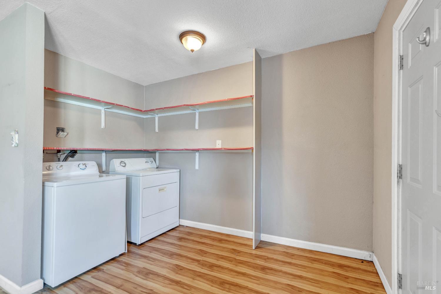 Detail Gallery Image 16 of 36 For 428 W F St, Dixon,  CA 95620 - 3 Beds | 1 Baths