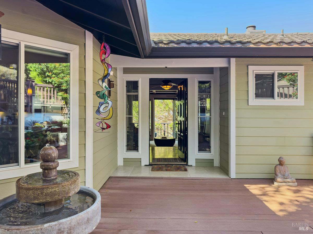 Detail Gallery Image 6 of 41 For 119 Oakmont Ave, San Rafael,  CA 94901 - 4 Beds | 3/1 Baths