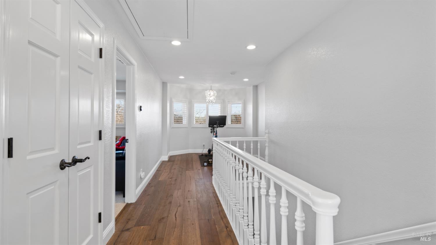 Detail Gallery Image 26 of 98 For 220 Hidden Valley Ln, Vacaville,  CA 95688 - 3 Beds | 2/1 Baths