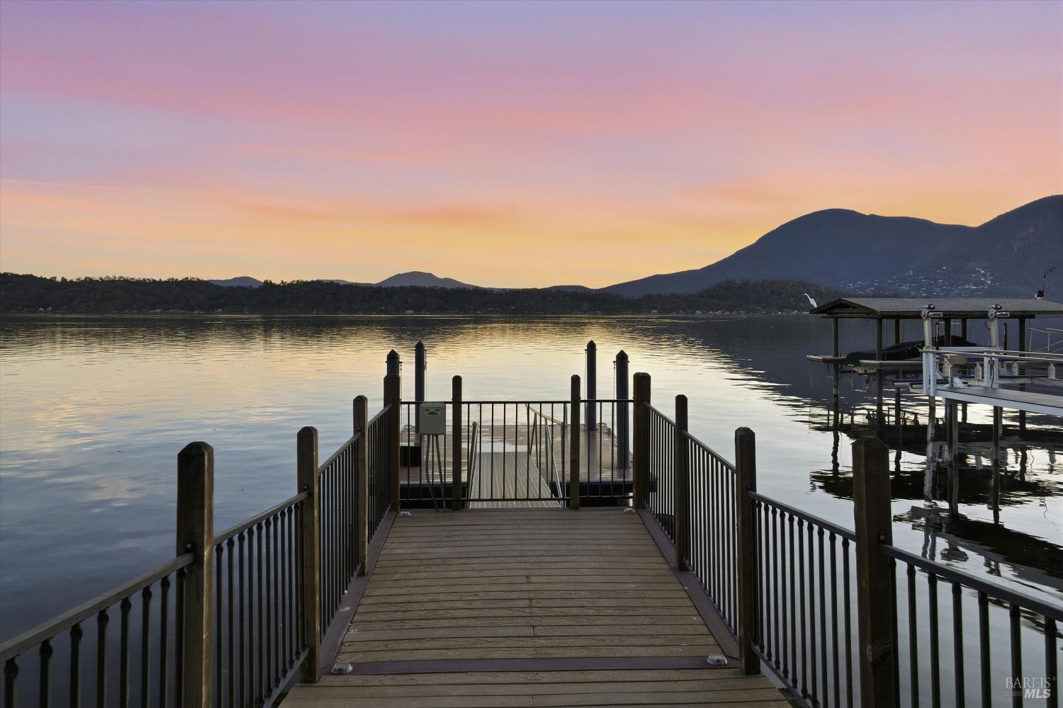 Detail Gallery Image 46 of 55 For 10727 E Highway 20 Unkn, Clearlake Oaks,  CA 95423 - 3 Beds | 3 Baths