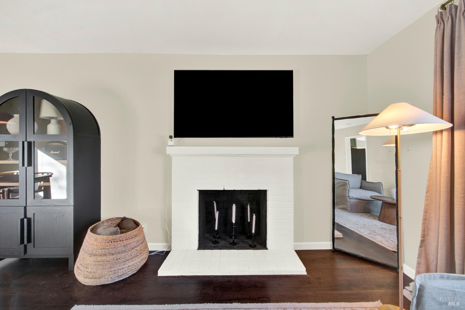 Detail Gallery Image 17 of 56 For 1837 Vermont St, Fairfield,  CA 94533 - 3 Beds | 1 Baths