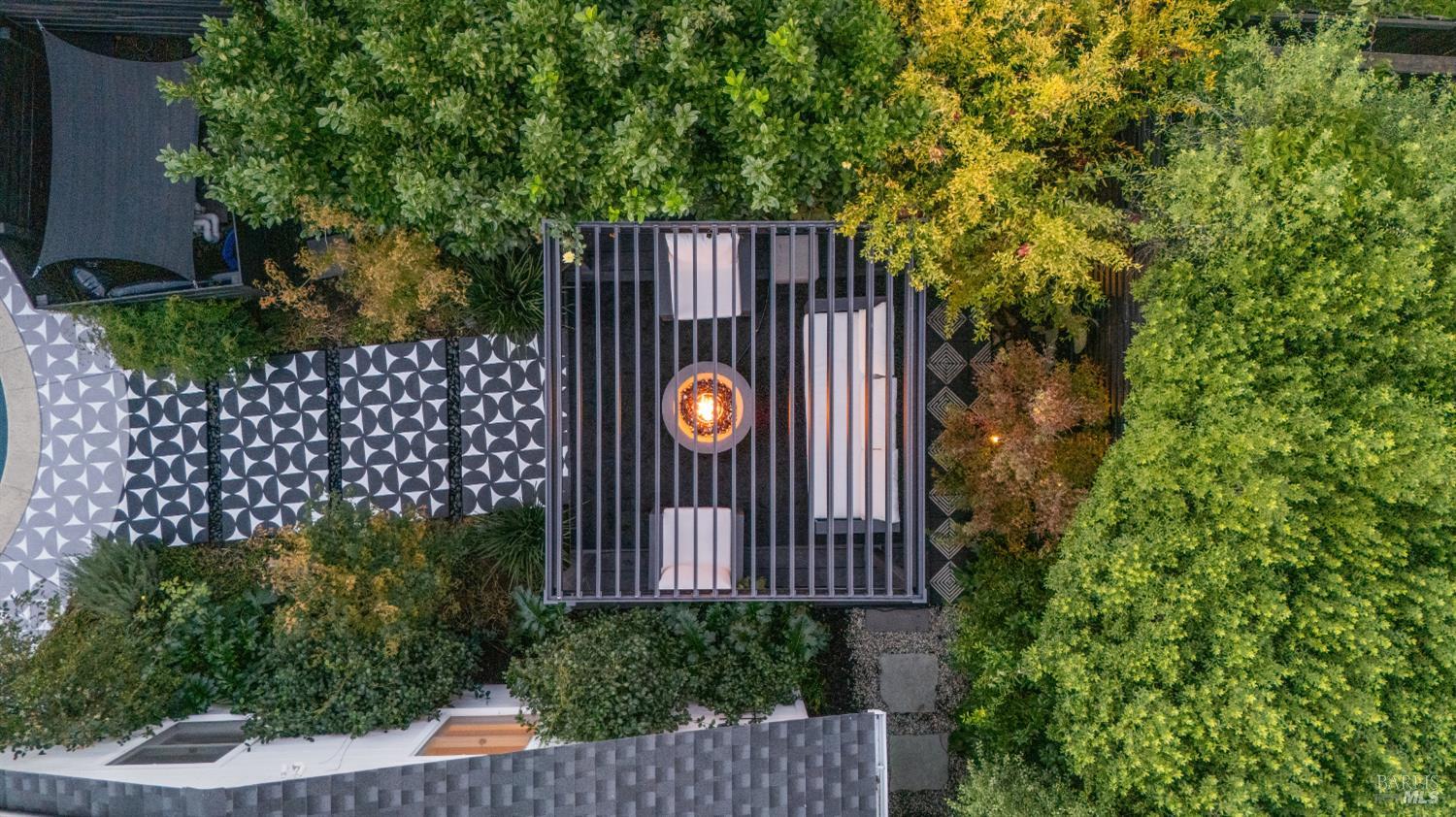 Detail Gallery Image 3 of 40 For 775 Boyes Blvd, Sonoma,  CA 95476 - 3 Beds | 2 Baths