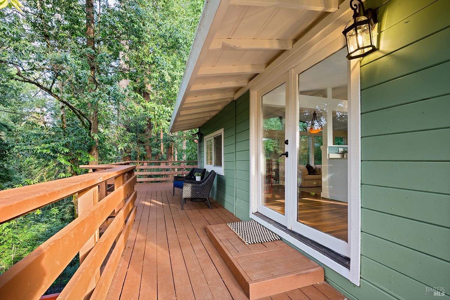 Detail Gallery Image 4 of 39 For 11071 Ogburn Ln, Forestville,  CA 95436 - 2 Beds | 2 Baths