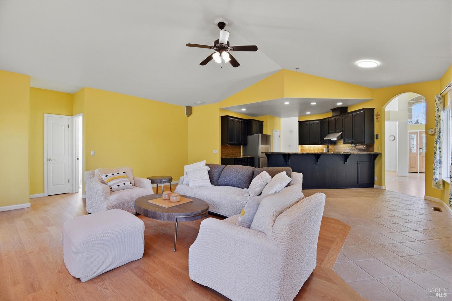 Detail Gallery Image 11 of 39 For 5828 Owl Hill Ave, Santa Rosa,  CA 95409 - 4 Beds | 3/1 Baths