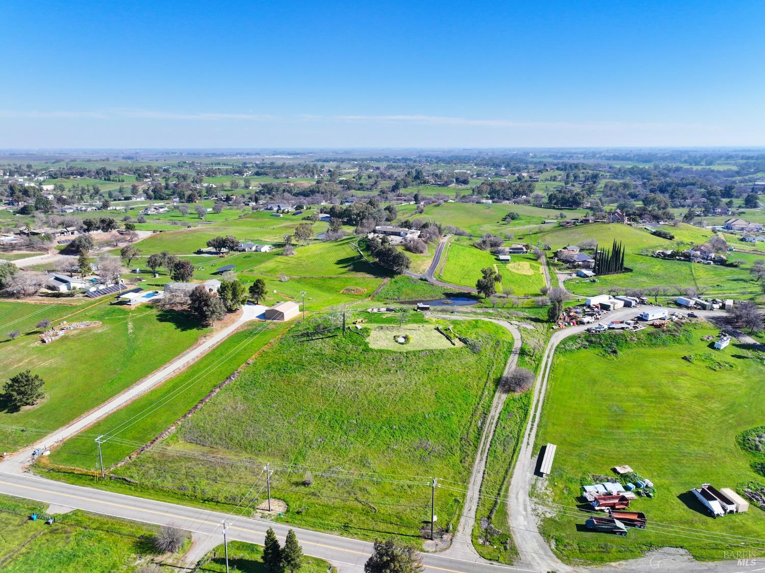 Detail Gallery Image 2 of 83 For 7668 English Hills Rd, Vacaville,  CA 95688 - – Beds | – Baths