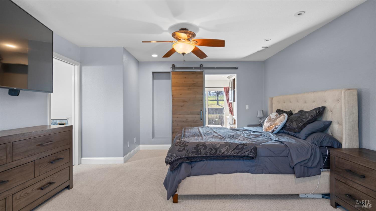 Detail Gallery Image 35 of 98 For 220 Hidden Valley Ln, Vacaville,  CA 95688 - 3 Beds | 2/1 Baths