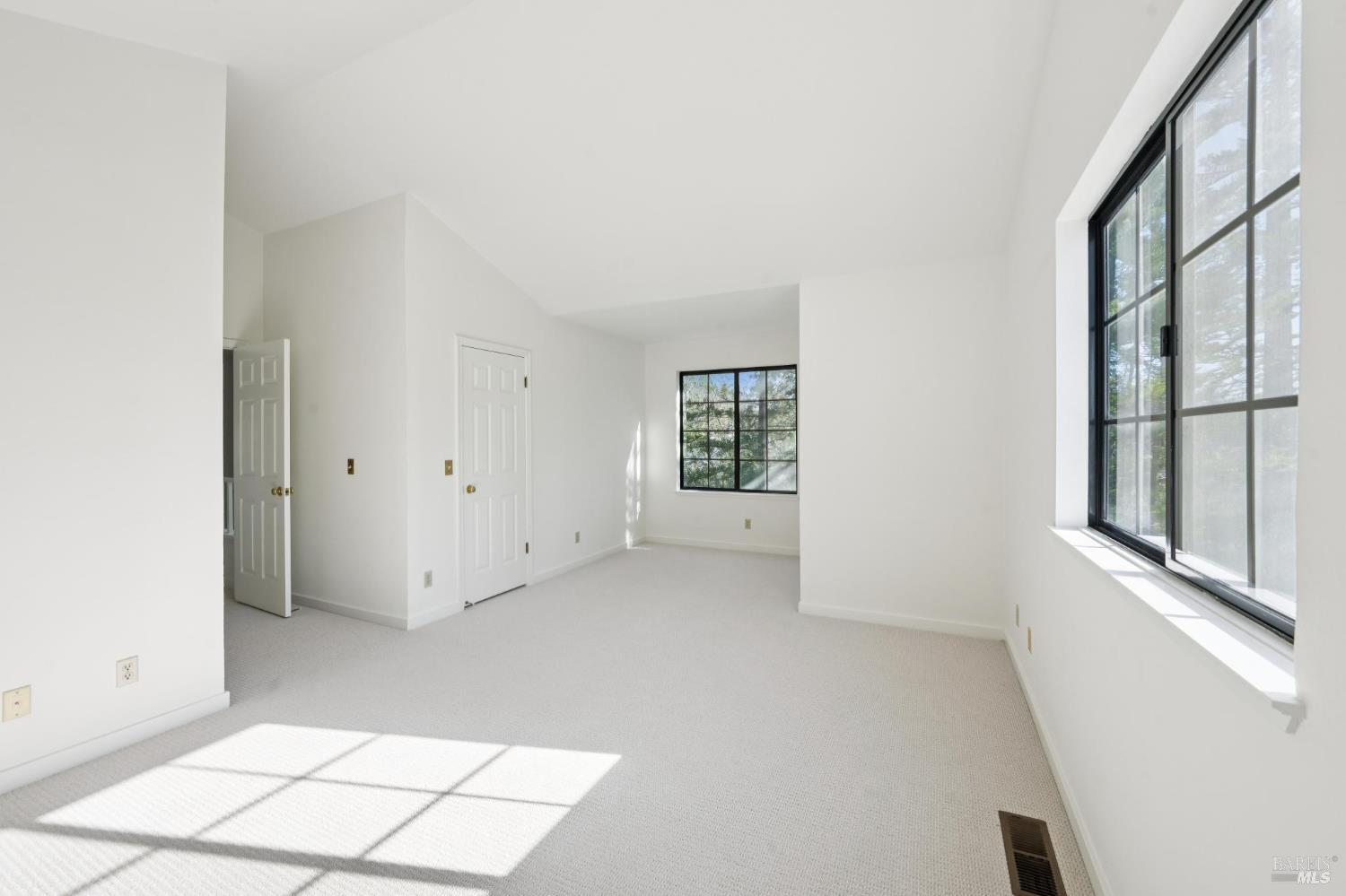 Detail Gallery Image 18 of 34 For 1116 Princeton Dr, Sonoma,  CA 95476 - 3 Beds | 3/1 Baths