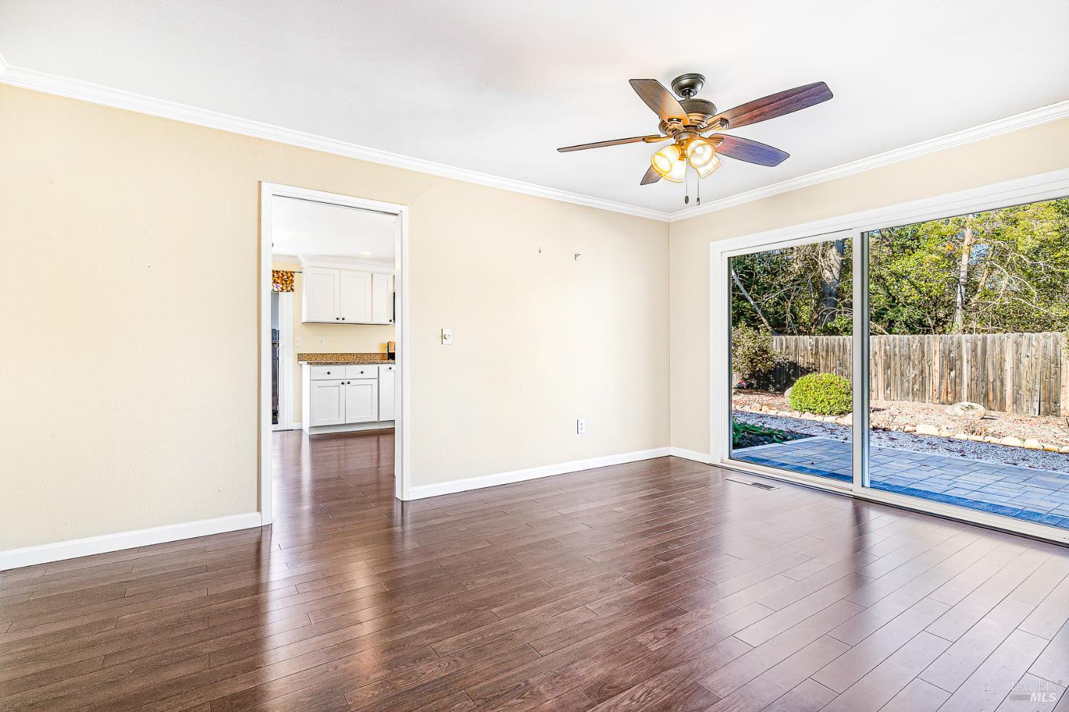 Detail Gallery Image 16 of 41 For 8902 Oak Trail Dr, Santa Rosa,  CA 95409 - 3 Beds | 2 Baths