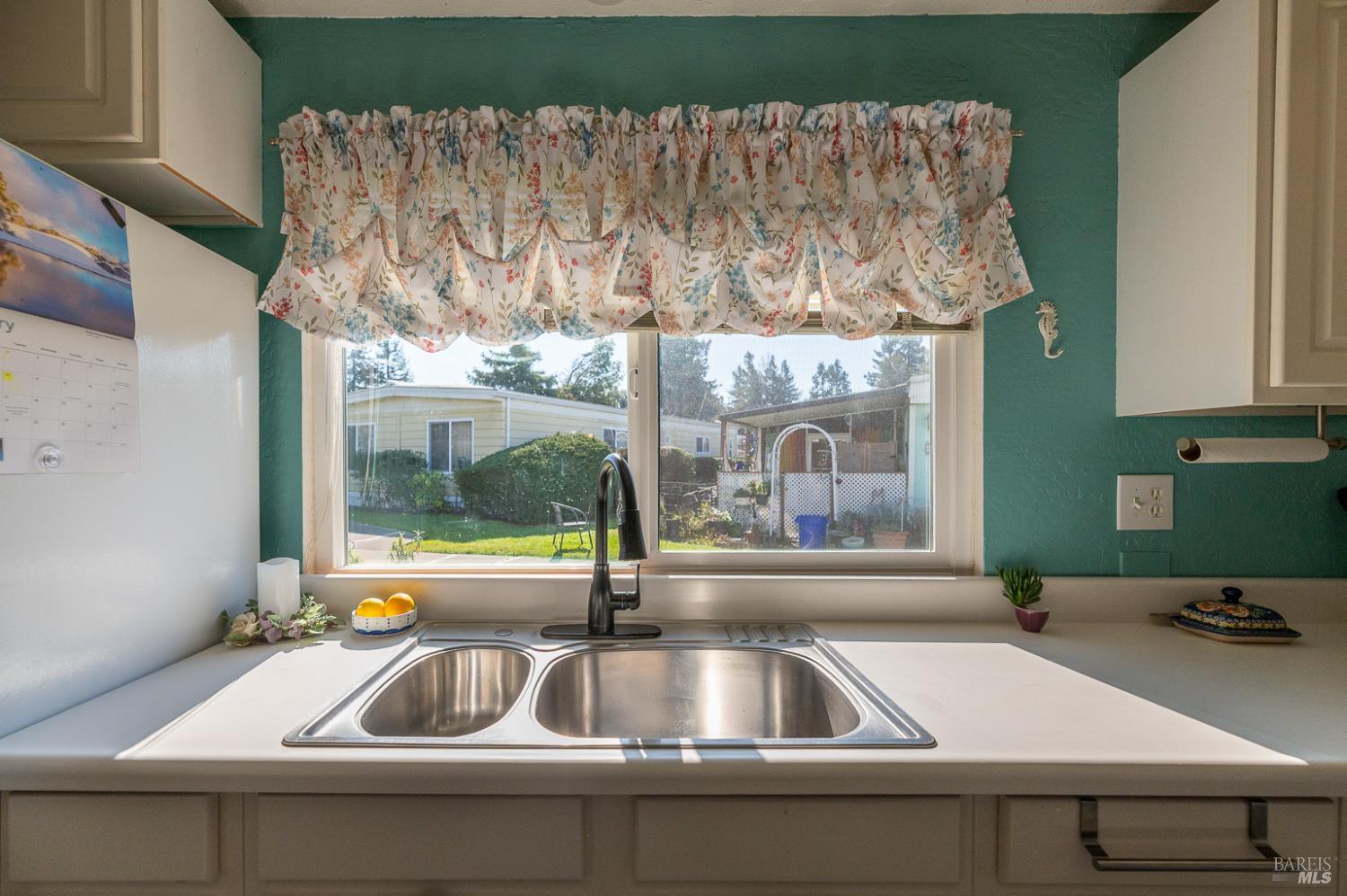 Detail Gallery Image 15 of 24 For Address Is Not Disclosed, Rohnert Park,  CA 94928 - 2 Beds | 1 Baths