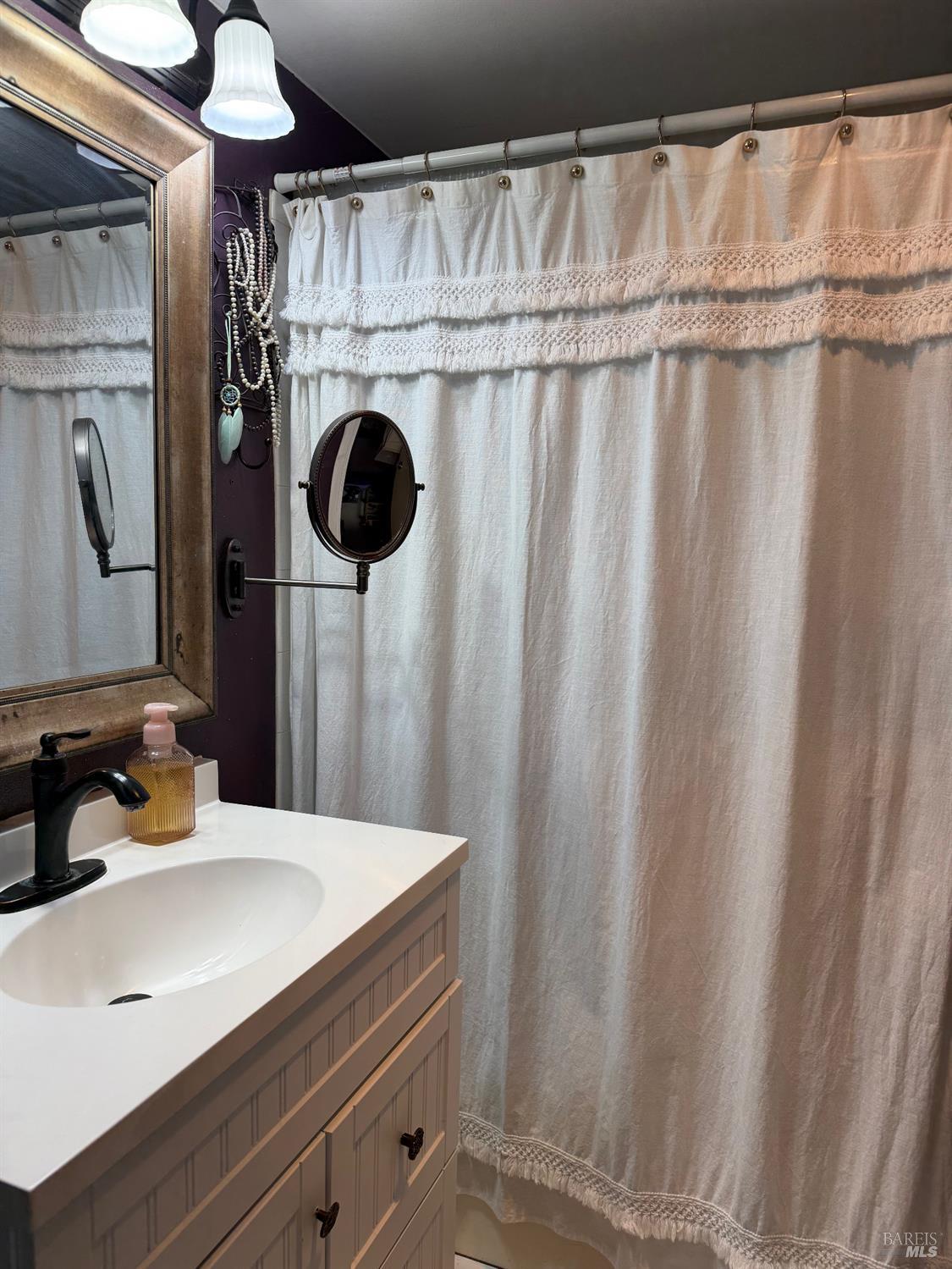 Detail Gallery Image 12 of 19 For 611 Willrush St, Santa Rosa,  CA 95404 - 4 Beds | 2 Baths