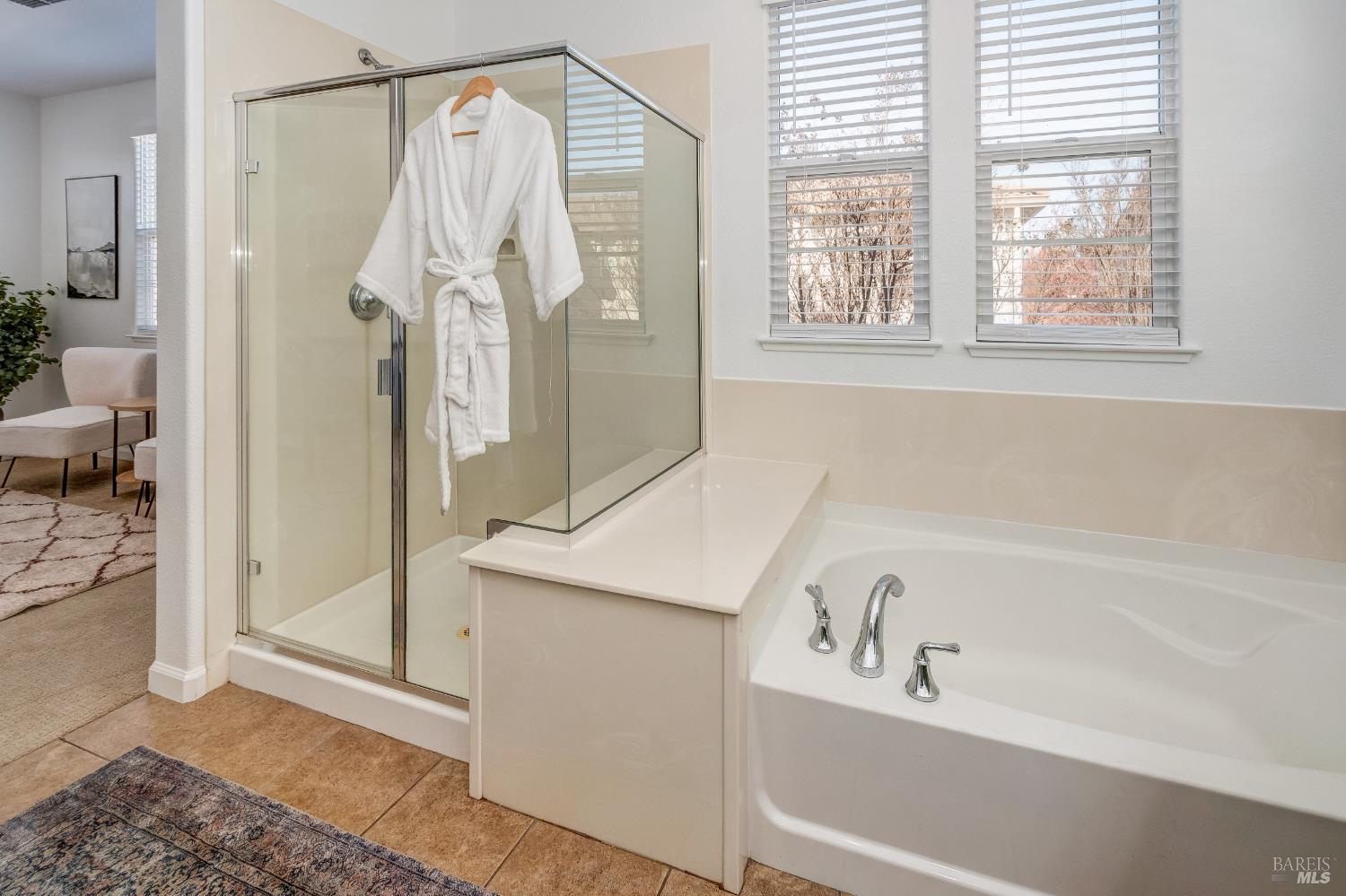 Detail Gallery Image 24 of 38 For 1660 Glenmore Dr, Fairfield,  CA 94533 - 4 Beds | 2/1 Baths