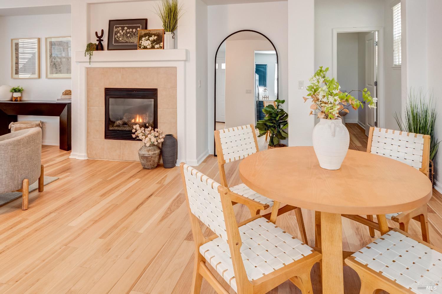 Detail Gallery Image 9 of 35 For 1652 Glenmore Dr, Fairfield,  CA 94533 - 3 Beds | 2/1 Baths