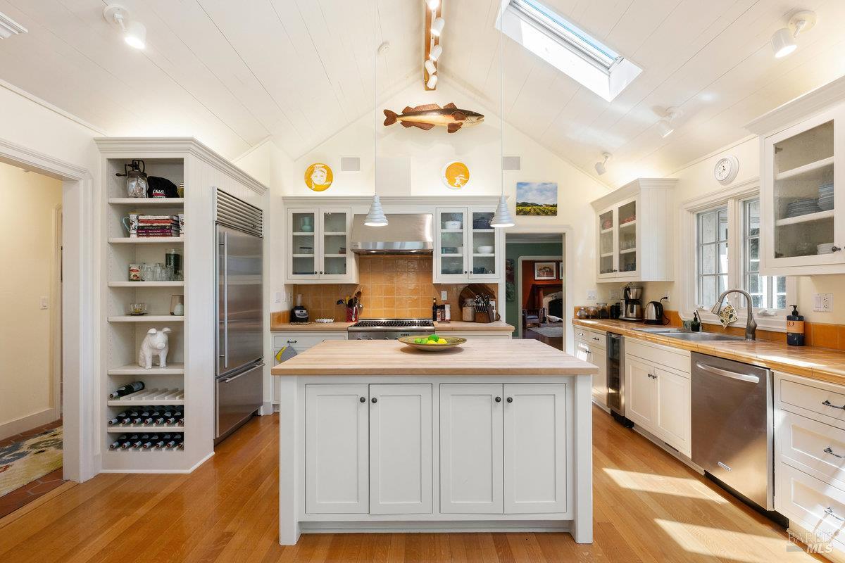 Detail Gallery Image 12 of 47 For 3227 State Highway 128 Hwy, Calistoga,  CA 94515 - 2 Beds | 2 Baths