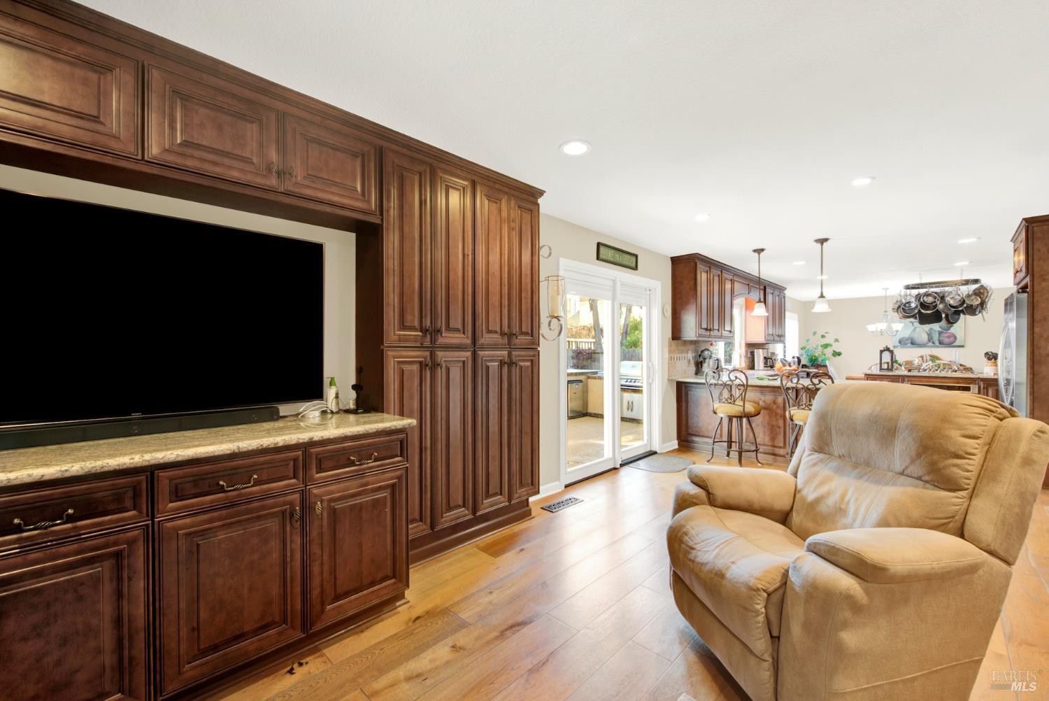 Detail Gallery Image 37 of 99 For 480 La Canada Ct, Morgan Hill,  CA 95037 - 5 Beds | 3/1 Baths