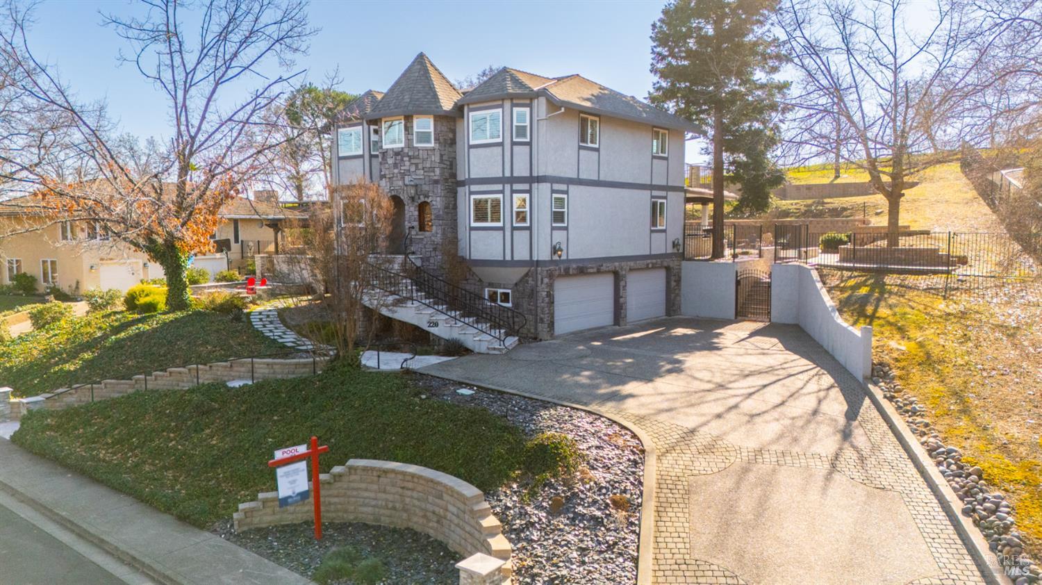 Detail Gallery Image 79 of 98 For 220 Hidden Valley Ln, Vacaville,  CA 95688 - 3 Beds | 2/1 Baths