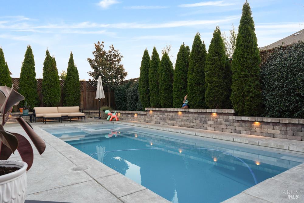 Detail Gallery Image 3 of 72 For 280 Pacific Heights Dr, Santa Rosa,  CA 95403 - 4 Beds | 3/1 Baths