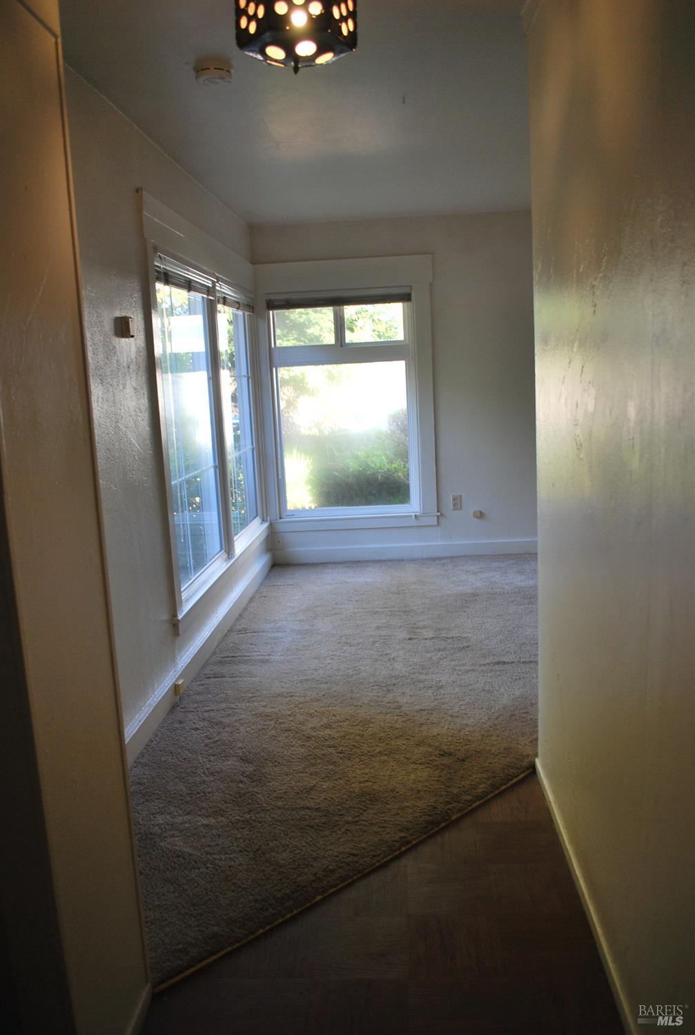 Detail Gallery Image 8 of 22 For 1309 D Street Extension St, Petaluma,  CA 94952 - 1 Beds | 1 Baths