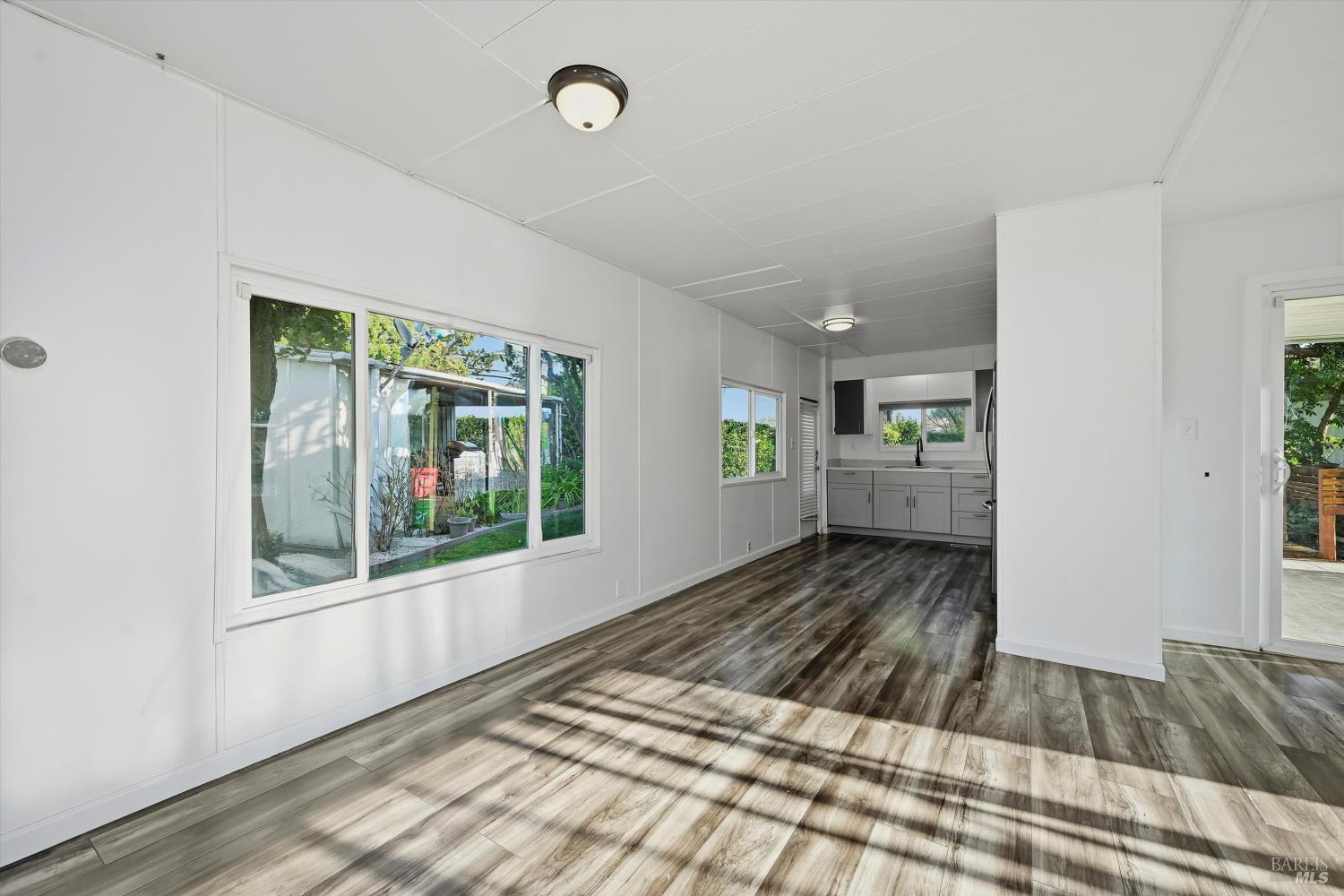 Detail Gallery Image 9 of 21 For 105 Paseo Palencia Unkn, Sonoma,  CA 95476 - 2 Beds | 1 Baths