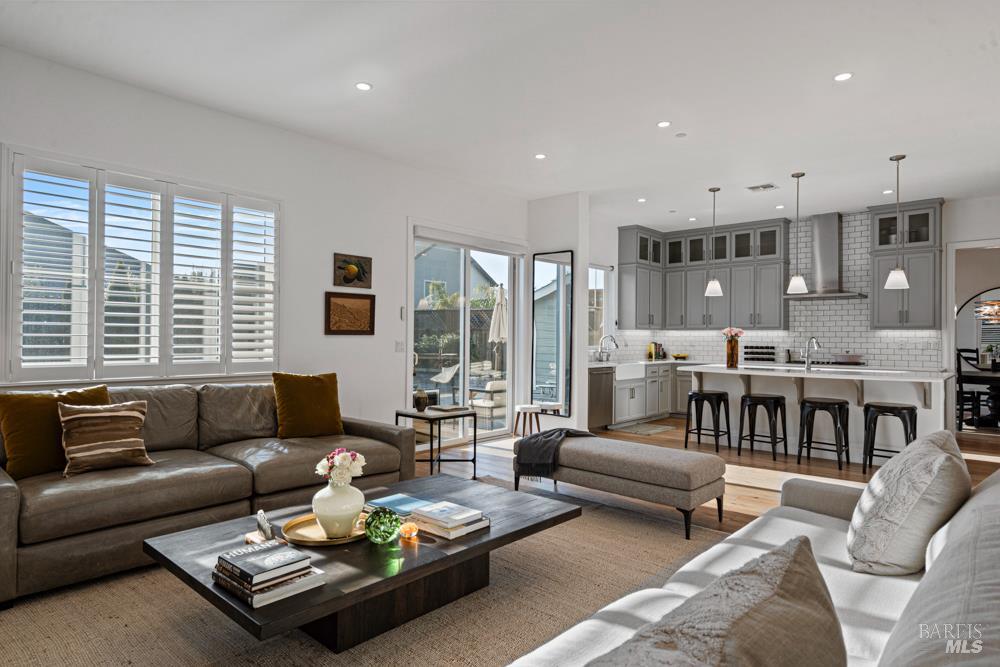 Detail Gallery Image 18 of 72 For 280 Pacific Heights Dr, Santa Rosa,  CA 95403 - 4 Beds | 3/1 Baths