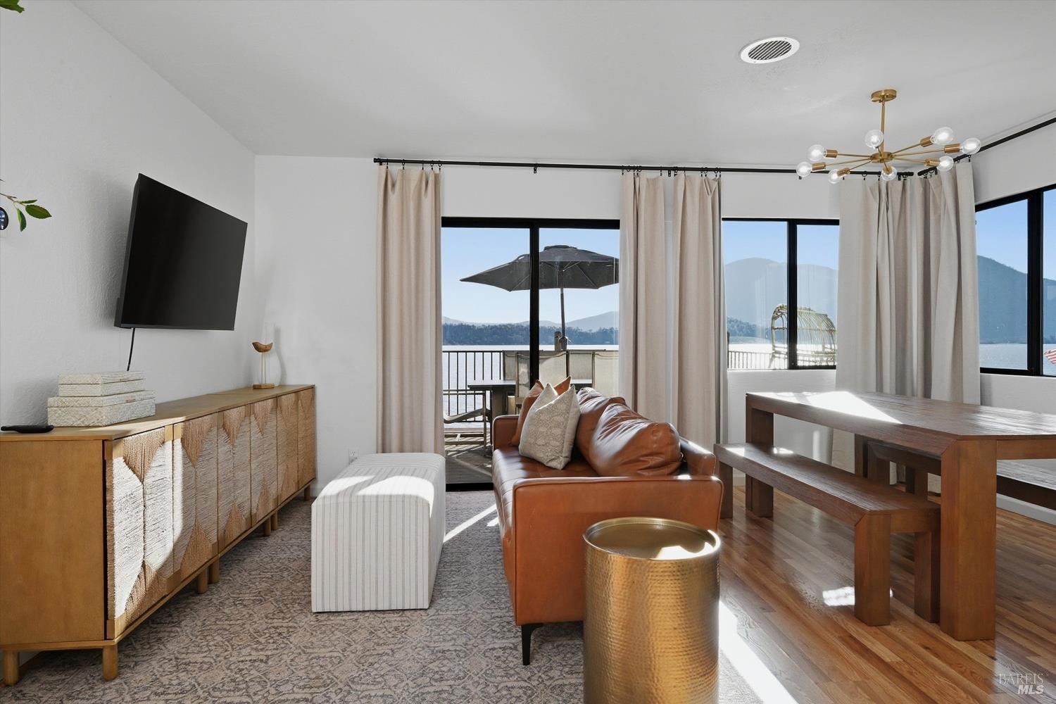 Detail Gallery Image 4 of 55 For 10727 E Highway 20 Unkn, Clearlake Oaks,  CA 95423 - 3 Beds | 3 Baths