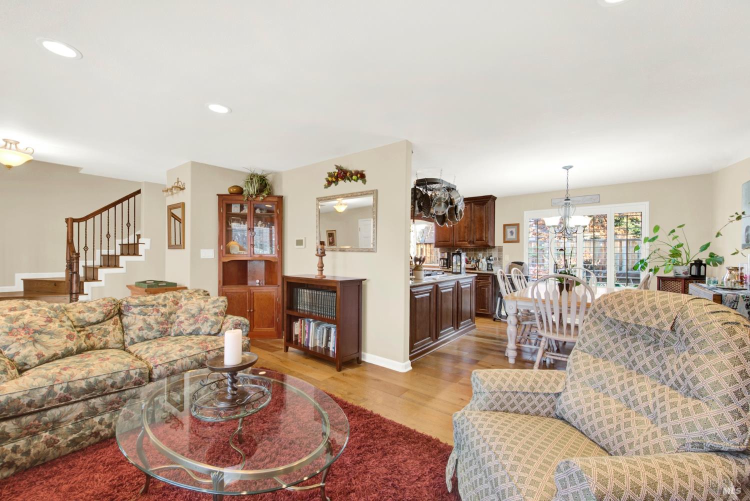 Detail Gallery Image 17 of 99 For 480 La Canada Ct, Morgan Hill,  CA 95037 - 5 Beds | 3/1 Baths