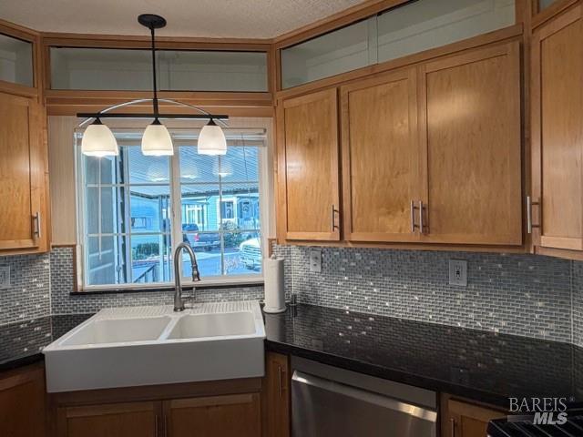 Detail Gallery Image 12 of 25 For 89 Estrella Dr, Santa Rosa,  CA 95403 - 2 Beds | 2 Baths