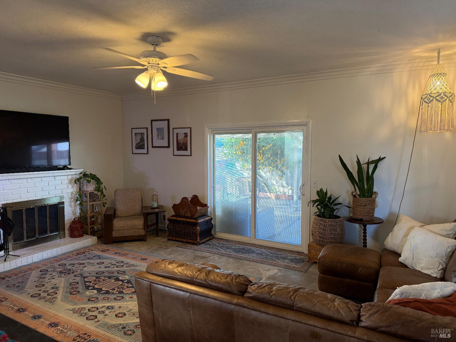 Detail Gallery Image 6 of 19 For 611 Willrush St, Santa Rosa,  CA 95404 - 4 Beds | 2 Baths