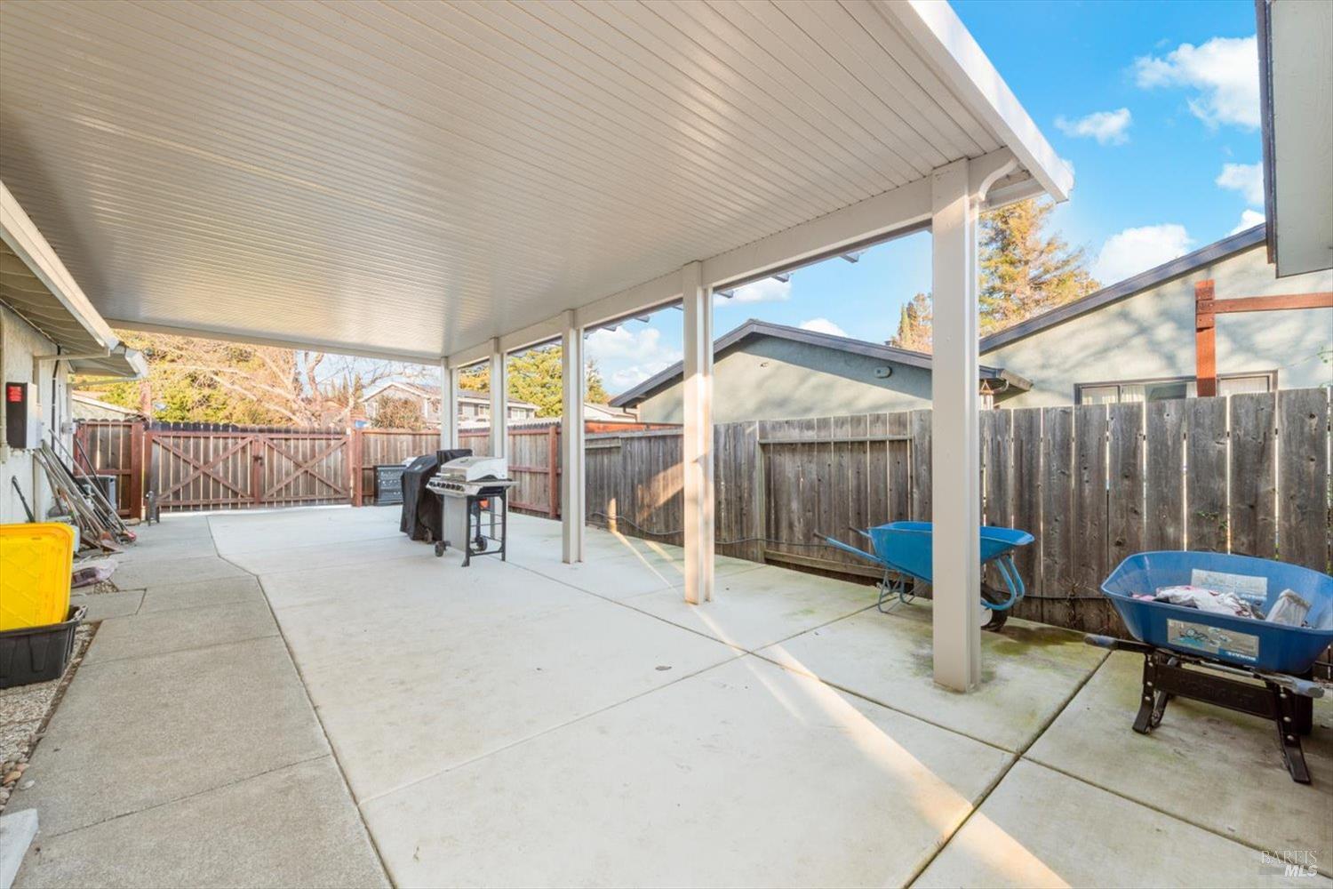 Detail Gallery Image 58 of 65 For 3511 Norwalk Pl, Fairfield,  CA 94534 - 5 Beds | 3 Baths