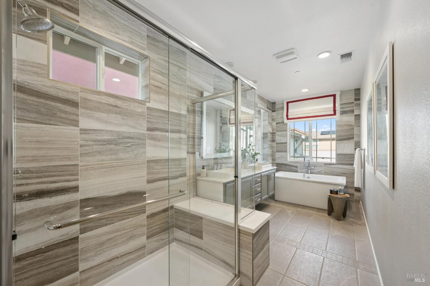 Detail Gallery Image 39 of 78 For 1805 Alvarado St, Petaluma,  CA 94952 - 4 Beds | 3 Baths