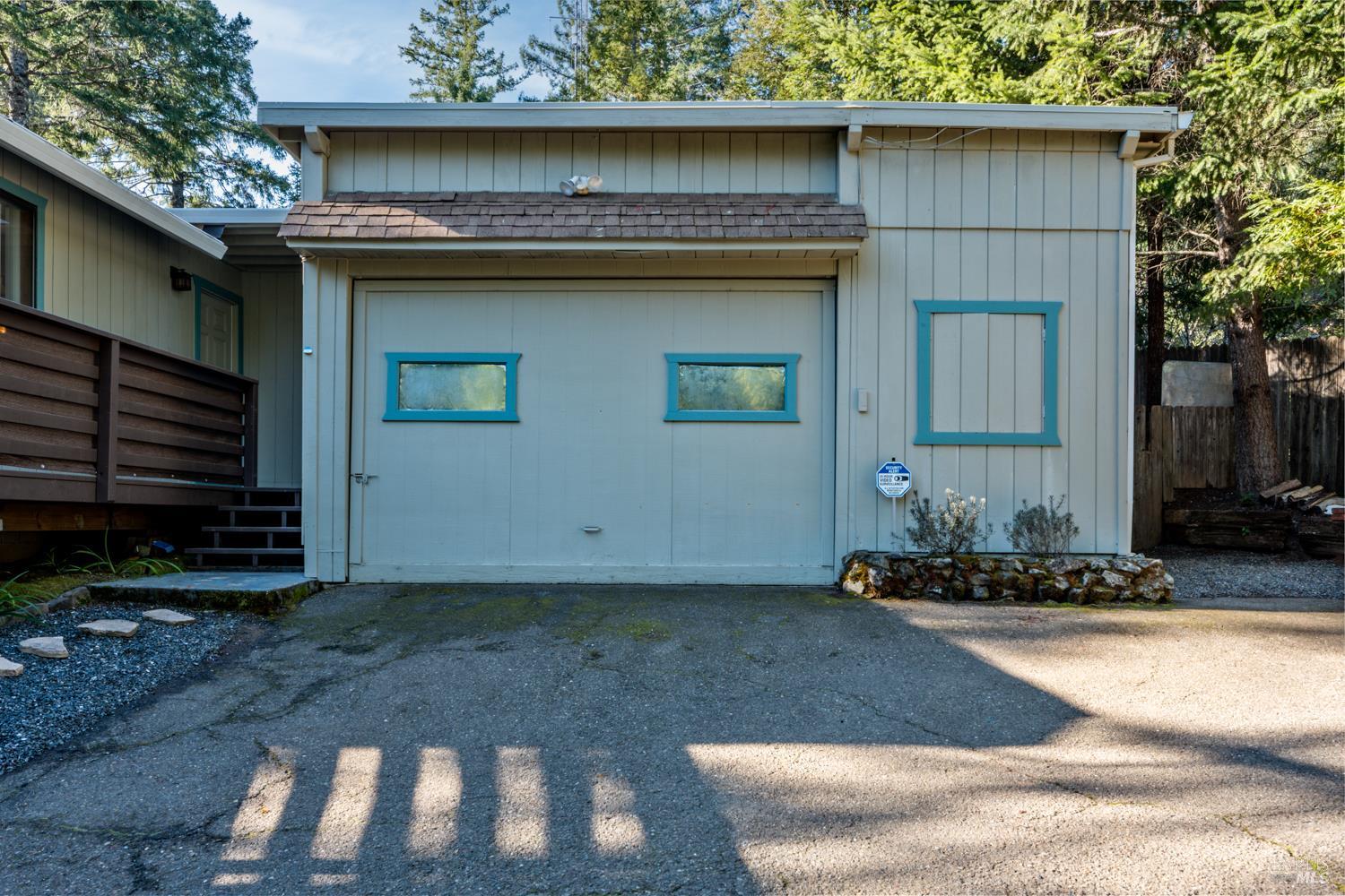 Detail Gallery Image 8 of 21 For 24860 Clover Cir, Willits,  CA 95490 - 2 Beds | 1 Baths