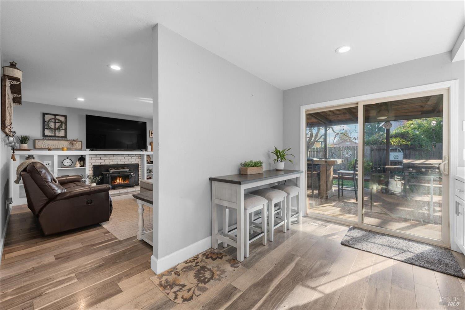 Detail Gallery Image 16 of 65 For 3511 Norwalk Pl, Fairfield,  CA 94534 - 5 Beds | 3 Baths