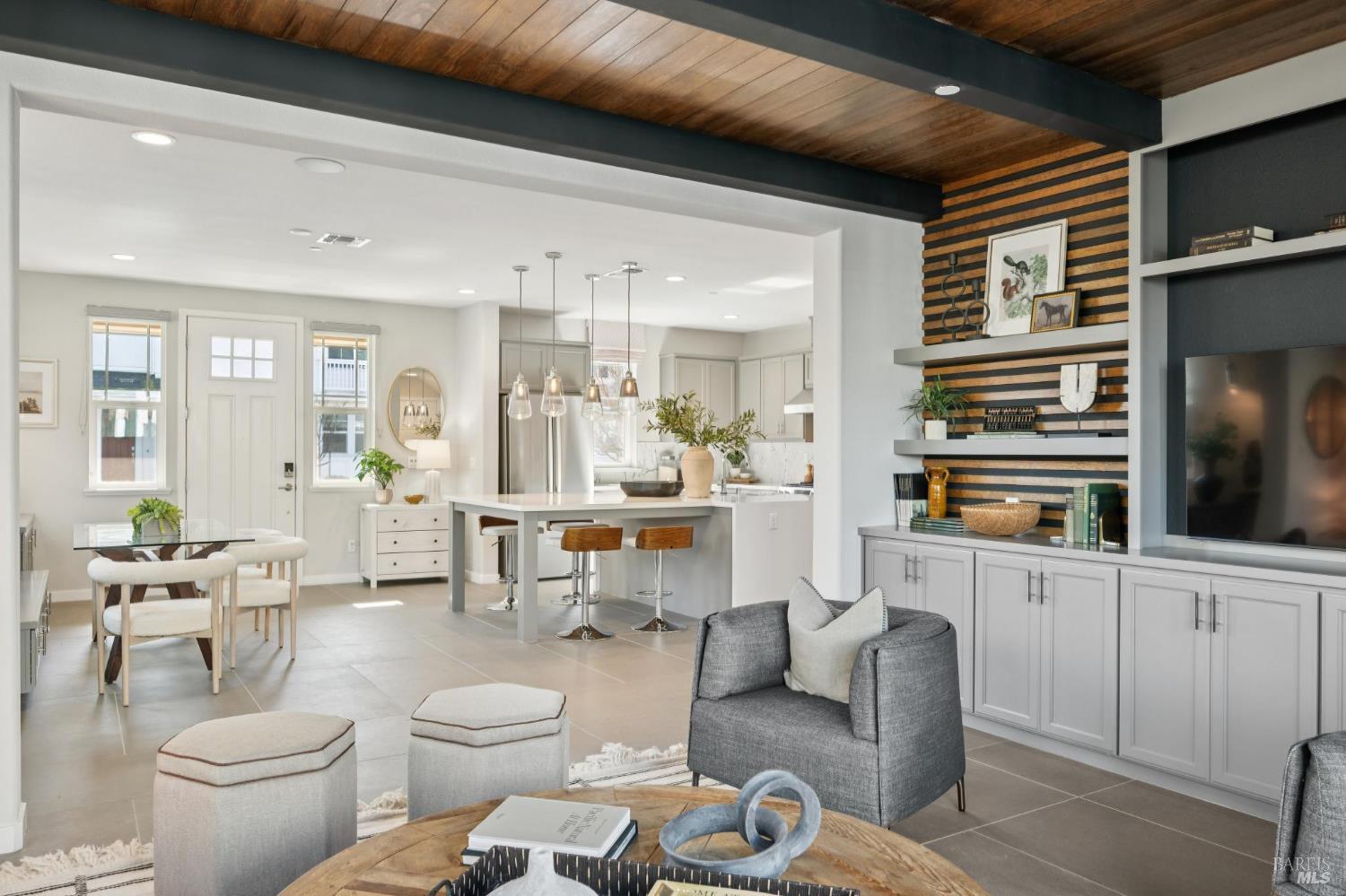 Detail Gallery Image 15 of 78 For 1805 Alvarado St, Petaluma,  CA 94952 - 4 Beds | 3 Baths