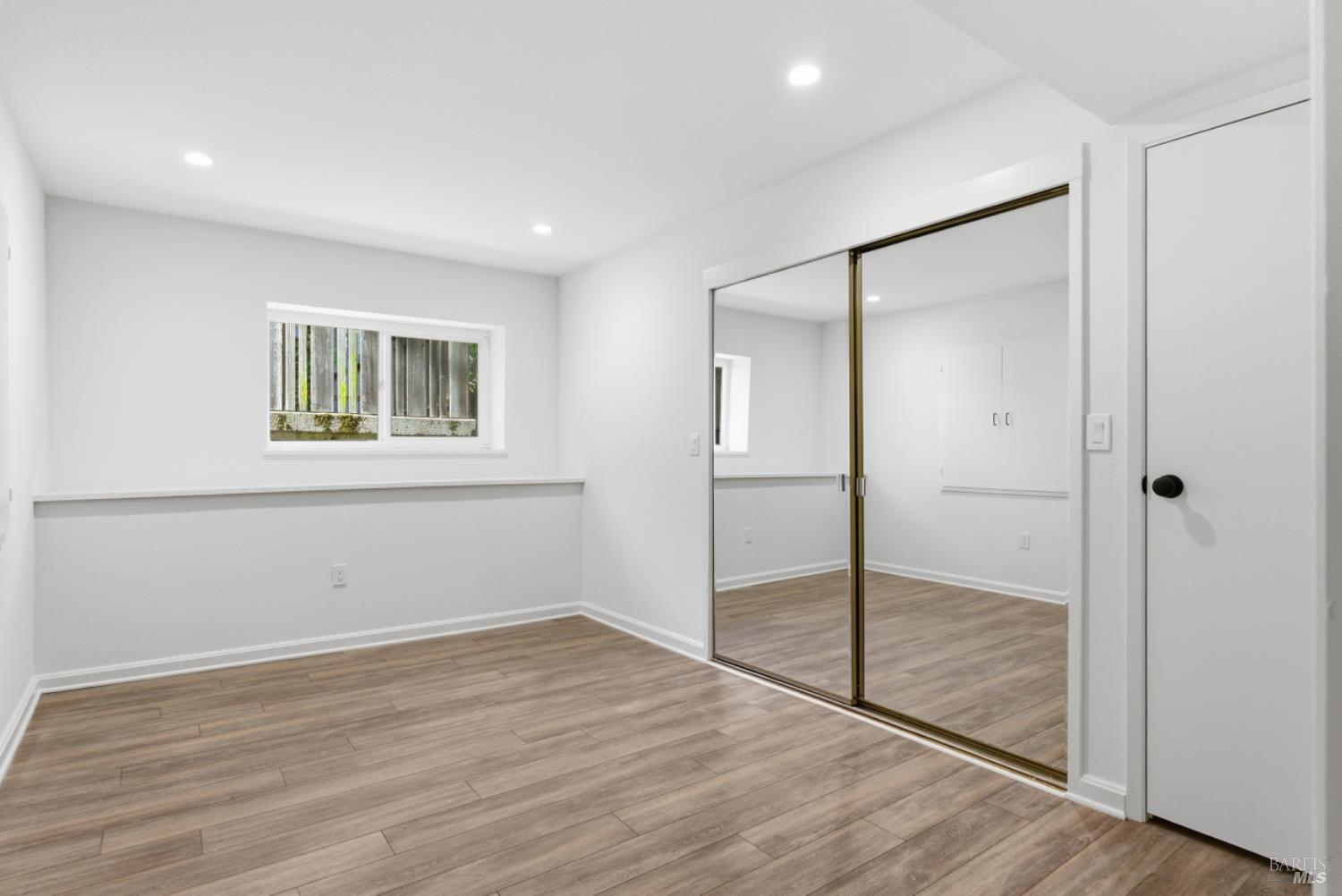 Detail Gallery Image 46 of 67 For 69 Corte Madera Ave, Corte Madera,  CA 94925 - – Beds | – Baths