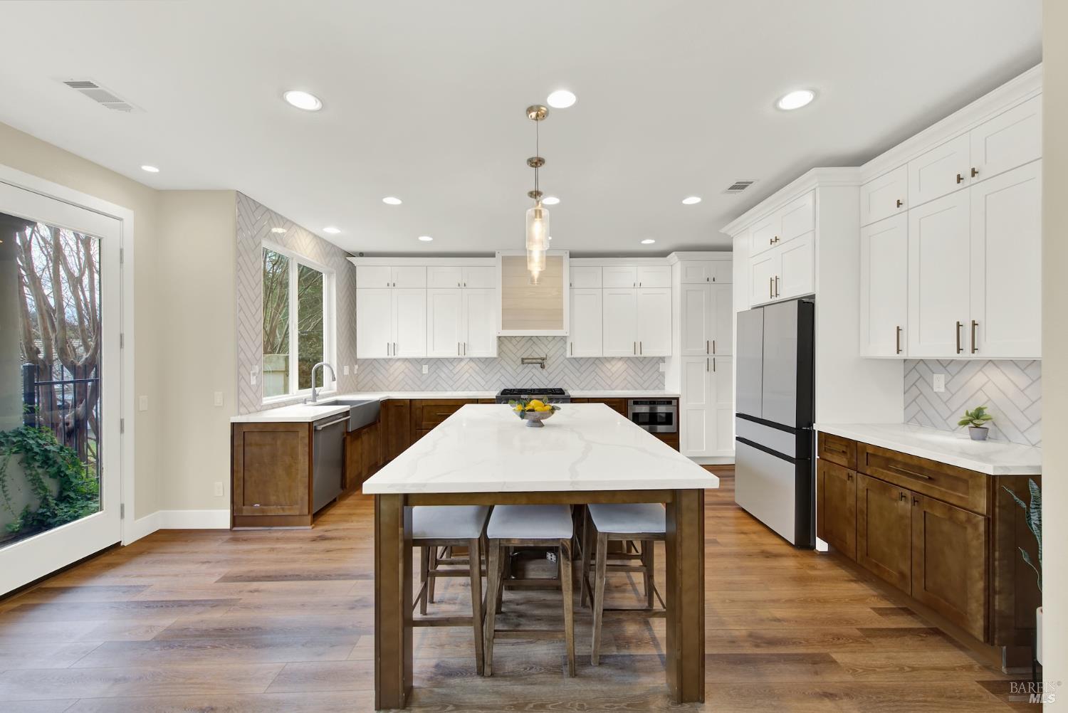 Detail Gallery Image 22 of 86 For 2905 Quail Hollow Dr, Fairfield,  CA 94534 - 4 Beds | 3 Baths