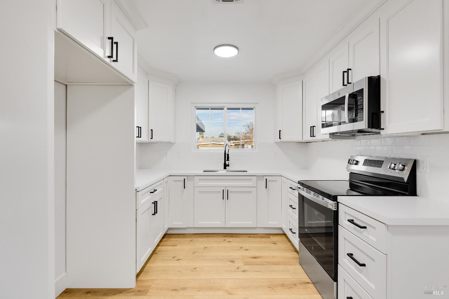 Detail Gallery Image 10 of 31 For 1845 San Anselmo St, Fairfield,  CA 94533 - 3 Beds | 2 Baths